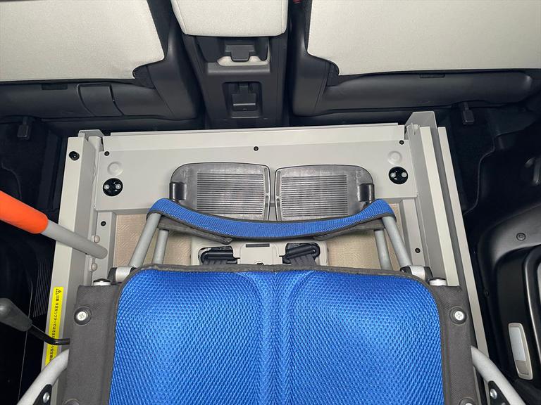 福祉車両取扱士スペシャリストの（一社）日本福祉車輌協会の資格を取得したスタッフが多数在籍。営業からメンテナンス担当まで福祉車両のプロです。福祉車両のことならどのような事でもお気軽にご相談ください。