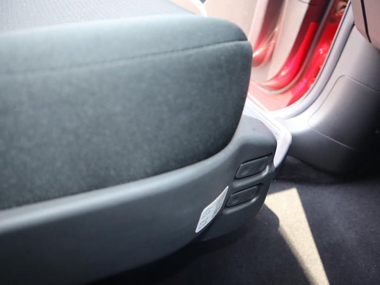 福祉車両全国販売「オアシスジャパン」のホームページをご覧ください。福祉車両約60台展示中！各地のお客様の声も多数掲載。ライブカメラによる生中継のデモで詳しく車両をご覧いただけます。ご安心ください。