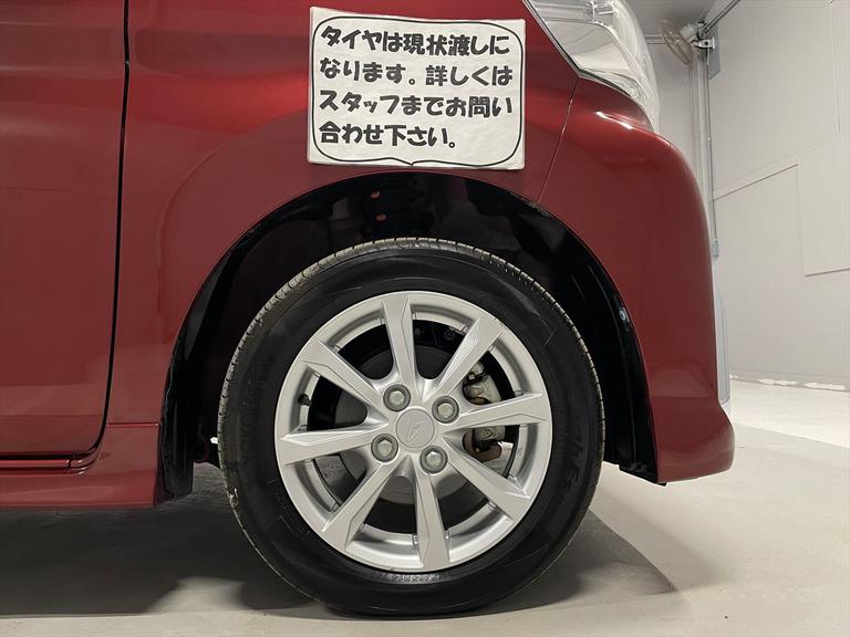 タイヤは現状渡しになります。詳しくはスタッフまでお問い合わせ下さい。