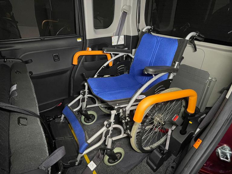 ☆福祉車両のみ１５０台展示！【見て】【触れて】【選べる】福祉車両専門店☆