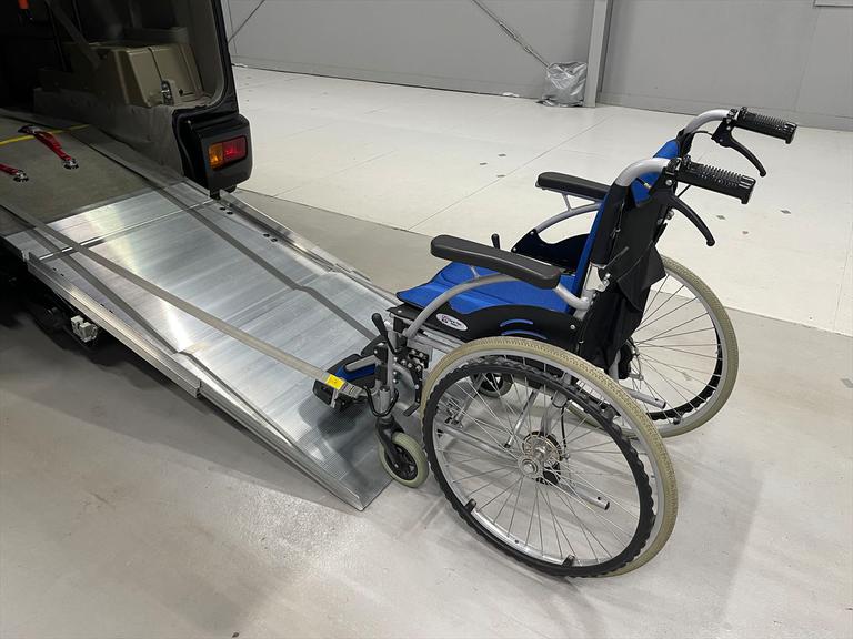☆福祉車両のみ１５０台展示！【見て】【触れて】【選べる】福祉車両専門店☆