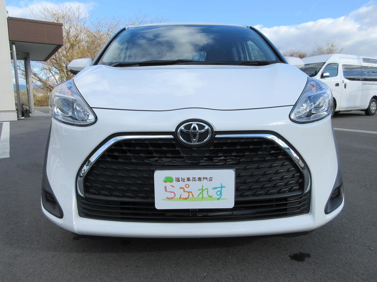 車検時や修理時、又は納車までの繋ぎの代車も全て福祉車輌です！