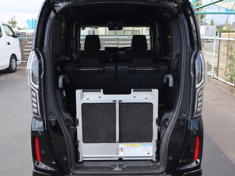 福祉車両全国販売「オアシスジャパン」のホームページをご覧ください。福祉車両約60台展示中！各地のお客様の声も多数掲載。ライブカメラによる生中継のデモで詳しく車両をご覧いただけます。ご安心ください。