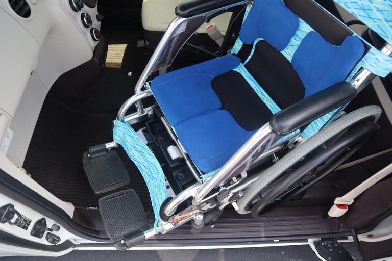 福祉車両全国販売「オアシスジャパン」のホームページをご覧ください。福祉車両約60台展示中！各地のお客様の声も多数掲載。ライブカメラによる生中継のデモで詳しく車両をご覧いただけます。ご安心ください。