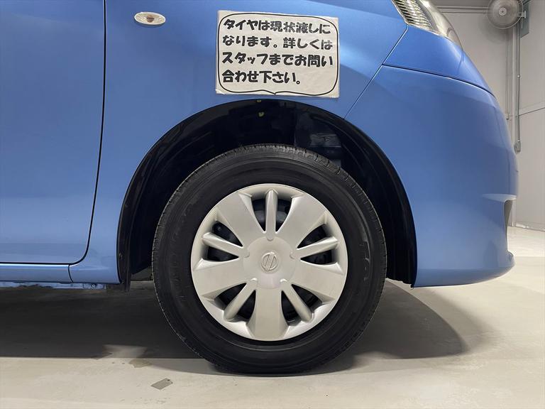 タイヤは現状渡しになります。詳しくはスタッフまでお問い合わせ下さい。