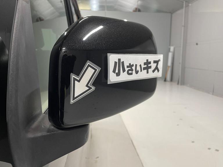 小さいキズがあります