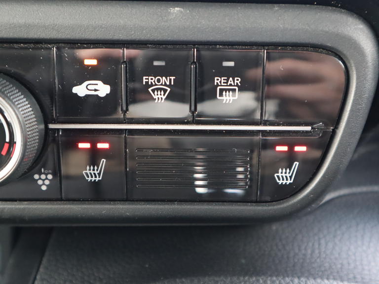 福祉車両全国販売「オアシスジャパン」のホームページをご覧ください。福祉車両約60台展示中！各地のお客様の声も多数掲載。ライブカメラによる生中継のデモで詳しく車両をご覧いただけます。ご安心ください。