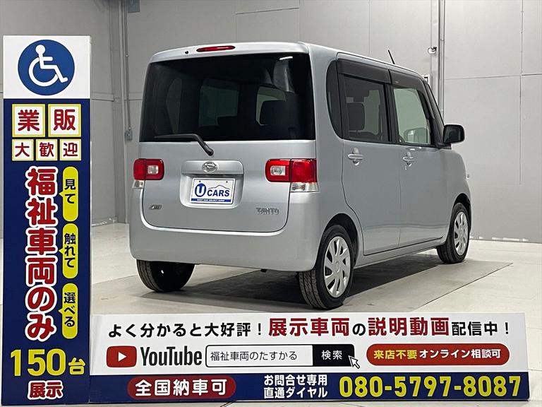 清掃には一切の妥協をしません。福祉装置は分解し清掃を実施。全車両、車専用業務用消臭・除菌剤を使用し、消臭・除菌を行っております。