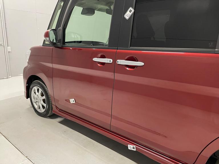 キズが数箇所あります