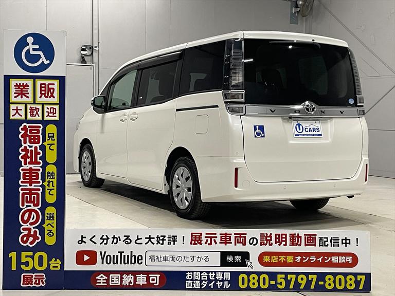 福祉車両取扱士スペシャリストの（一社）日本福祉車輌協会の資格を取得したスタッフが多数在籍。営業からメンテナンス担当まで福祉車両のプロです。福祉車両のことならどのような事でもお気軽にご相談ください。
