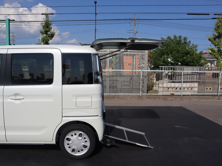 福祉車両全国販売「オアシスジャパン」のホームページをご覧ください。福祉車両約60台展示中！各地のお客様の声も多数掲載。ライブカメラによる生中継のデモで詳しく車両をご覧いただけます。ご安心ください。