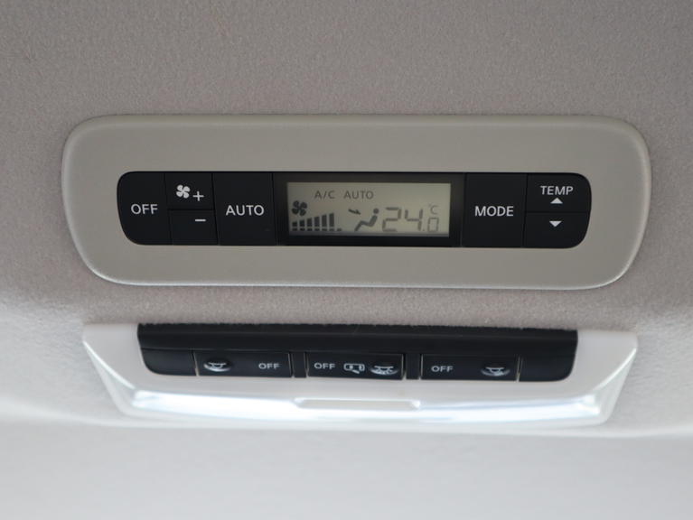 福祉車両全国販売「オアシスジャパン」のホームページをご覧ください。福祉車両約60台展示中！各地のお客様の声も多数掲載。ライブカメラによる生中継のデモで詳しく車両をご覧いただけます。ご安心ください。