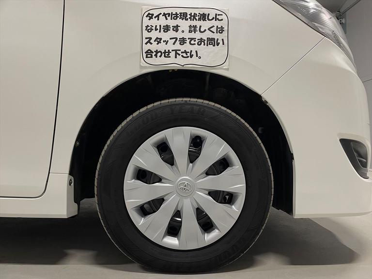 タイヤは現状渡しになります。詳しくはスタッフまでお問い合わせ下さい。