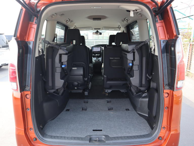 福祉車両全国販売「オアシスジャパン」のホームページをご覧ください。福祉車両約60台展示中！各地のお客様の声も多数掲載。ライブカメラによる生中継のデモで詳しく車両をご覧いただけます。ご安心ください。