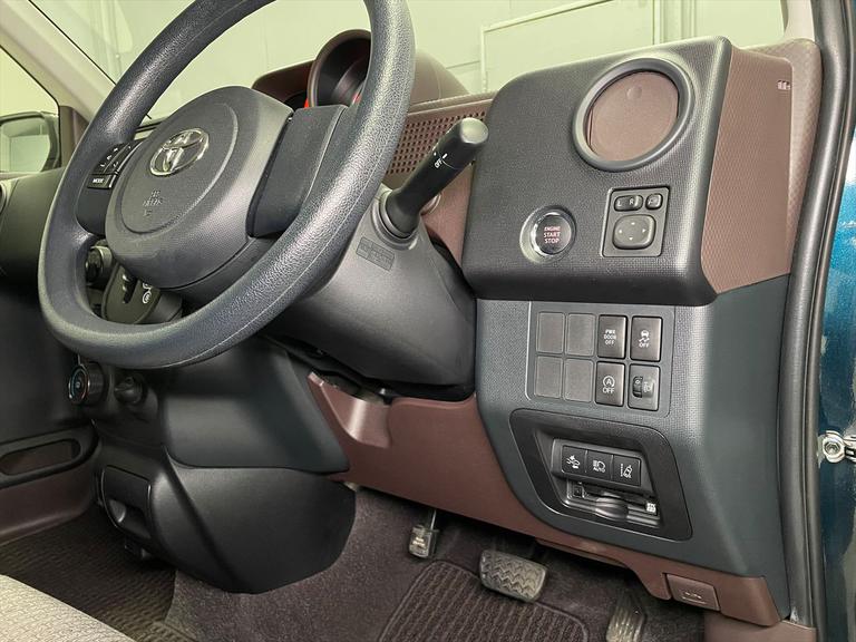 ３段階点検を全車徹底して行います。仕入れ時点検・ご購入頂いた後の点検・福祉車両取扱士スペシャリストによる納車前の最終点検の３段階の車両点検をクリアした車両を納車いたします。