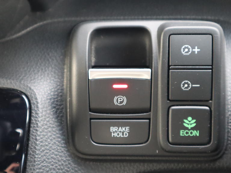 福祉車両全国販売「オアシスジャパン」のホームページをご覧ください。福祉車両約60台展示中！各地のお客様の声も多数掲載。ライブカメラによる生中継のデモで詳しく車両をご覧いただけます。ご安心ください。