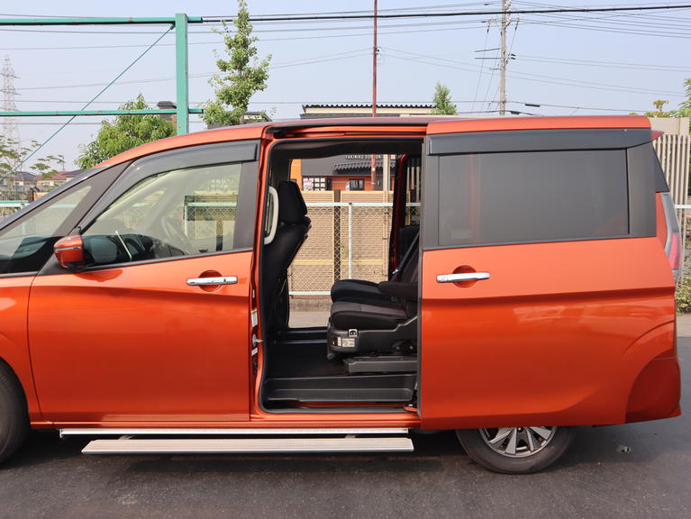 福祉車両全国販売「オアシスジャパン」のホームページをご覧ください。福祉車両約60台展示中！各地のお客様の声も多数掲載。ライブカメラによる生中継のデモで詳しく車両をご覧いただけます。ご安心ください。