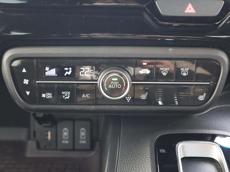 福祉車両全国販売「オアシスジャパン」のホームページをご覧ください。福祉車両約60台展示中！各地のお客様の声も多数掲載。ライブカメラによる生中継のデモで詳しく車両をご覧いただけます。ご安心ください。