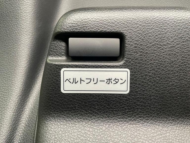 福祉車両取扱士スペシャリストの（一社）日本福祉車輌協会の資格を取得したスタッフが多数在籍。営業からメンテナンス担当まで福祉車両のプロです。福祉車両のことならどのような事でもお気軽にご相談ください。