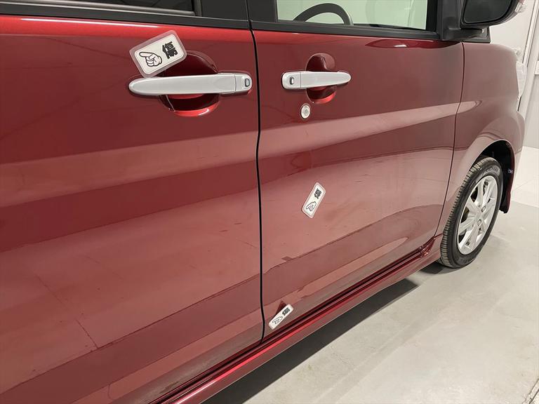 キズが数箇所あります