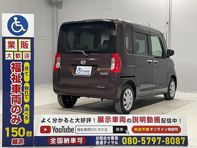 清掃には一切の妥協をしません。福祉装置は分解し清掃を実施。全車両、車専用業務用消臭・除菌剤を使用し、消臭・除菌を行っております。