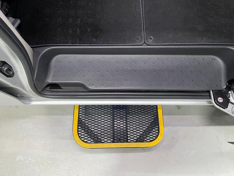 ☆福祉車両のみ１５０台展示！【見て】【触れて】【選べる】福祉車両専門店☆