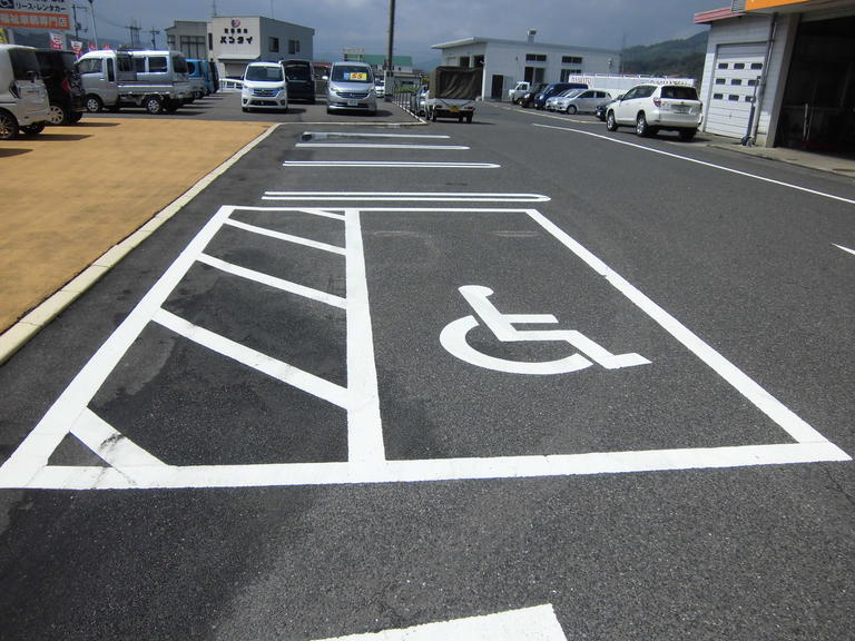 専用駐車場。