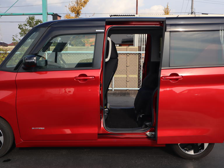 福祉車両全国販売「オアシスジャパン」のホームページをご覧ください。福祉車両約60台展示中！各地のお客様の声も多数掲載。ライブカメラによる生中継のデモで詳しく車両をご覧いただけます。ご安心ください。