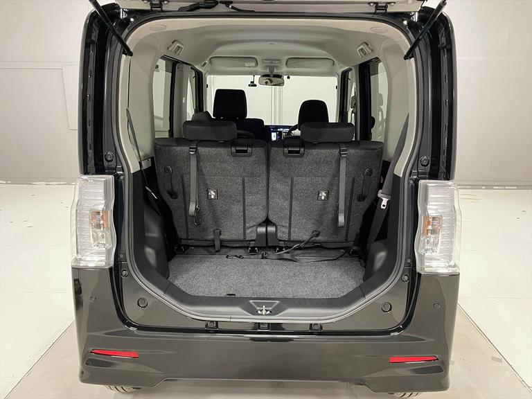 全車プラチナ保証付(最上級保証)でなんと406箇所(部位)を保証！設定上限32万円が支払総額に。中古福祉車両も安心です。※一部15年経過車・15万K以上走行車は対象外。